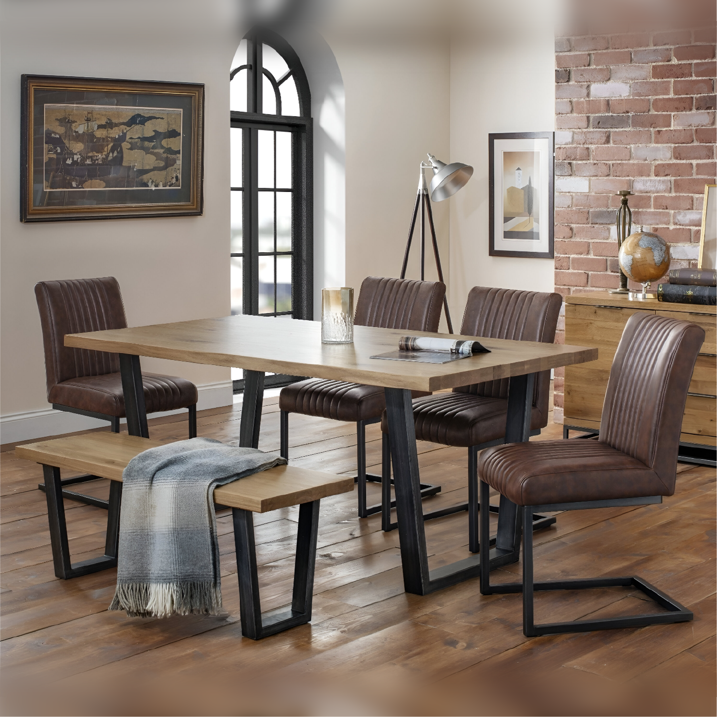 Julian Bowen Brooklyn Solid Oak Dining Table with 6 Chairs